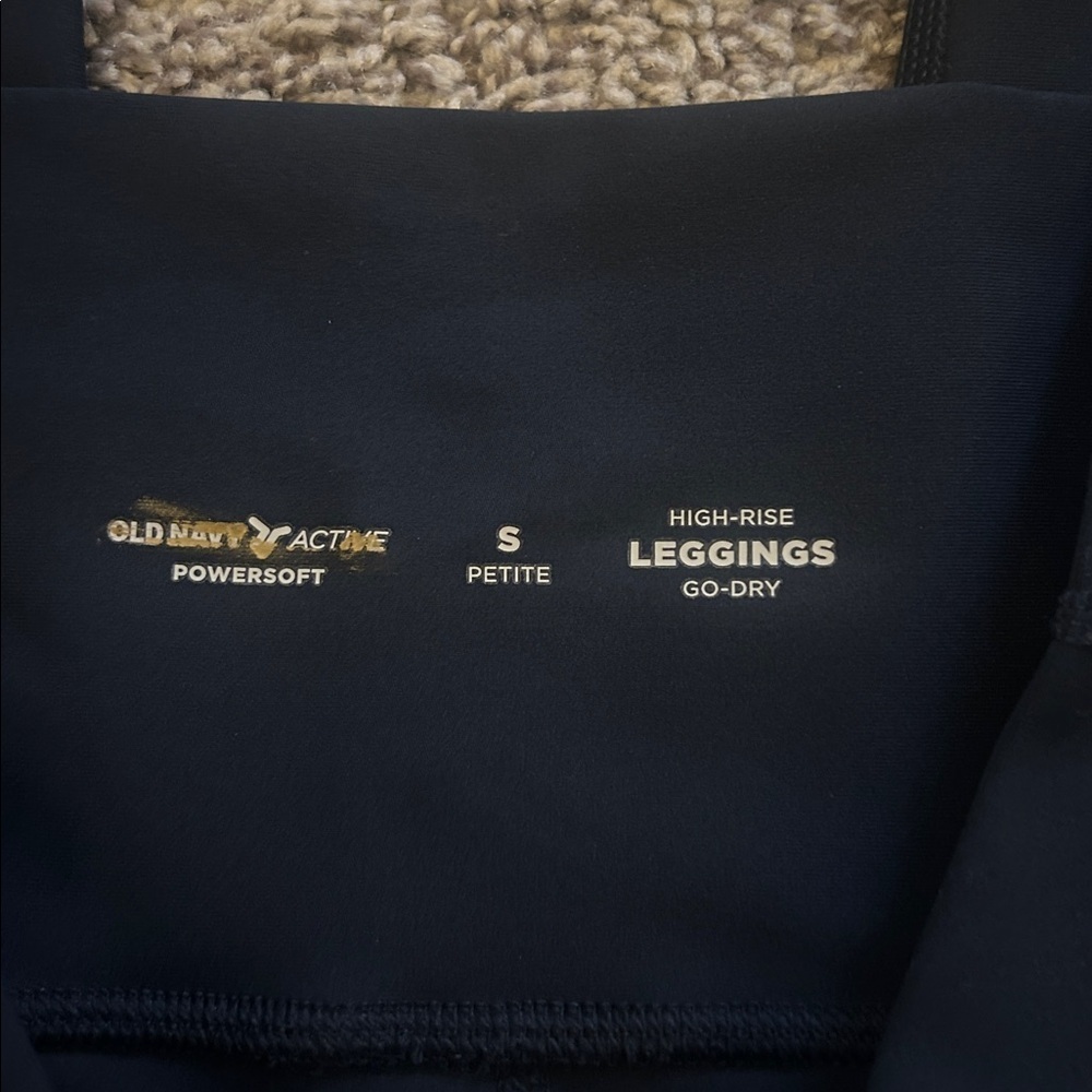NWOT Old Navy Active High Rise Leggings - Picture 2 of 5